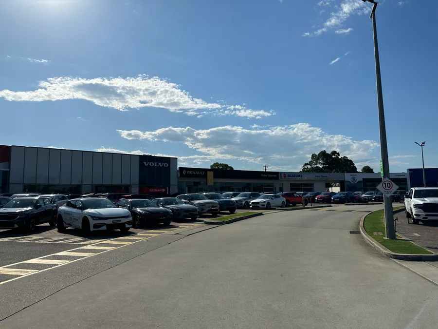 Australian Automotive Guide — up close